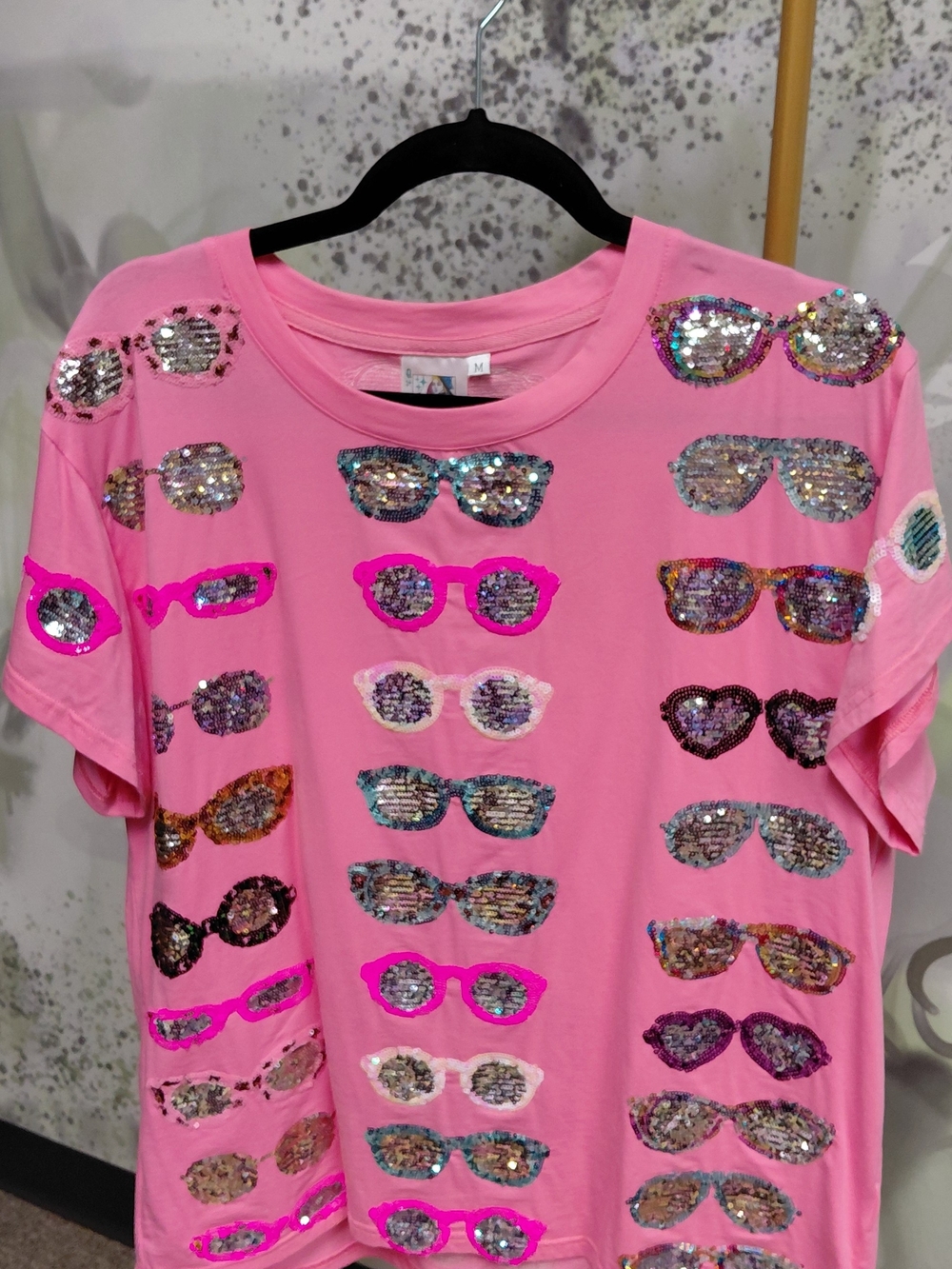 QUEEN OF SPARKLES Pink Sequin Sunglasses Tee